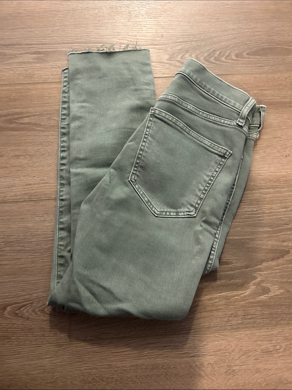 GAP Skinny Jeans in Sage Green